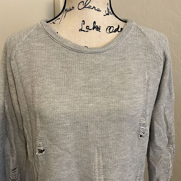Benjamin Jay Gray Distressed Ripped Pullover Sweatshirt Boho Contemporary Casual - Picture 4 of 9